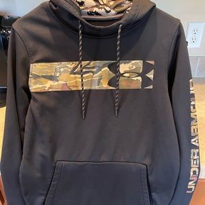 Men’s Under Armour Hoodie Small